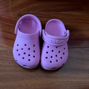 Pink toddler crocs